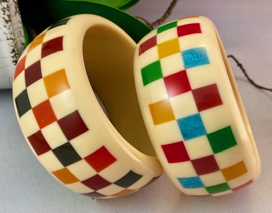 Evans22 brown/cream checkerboard  & zigzag bangle